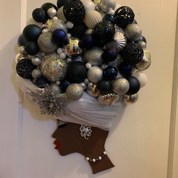 Customized Wreaths - Picture 5 of 5